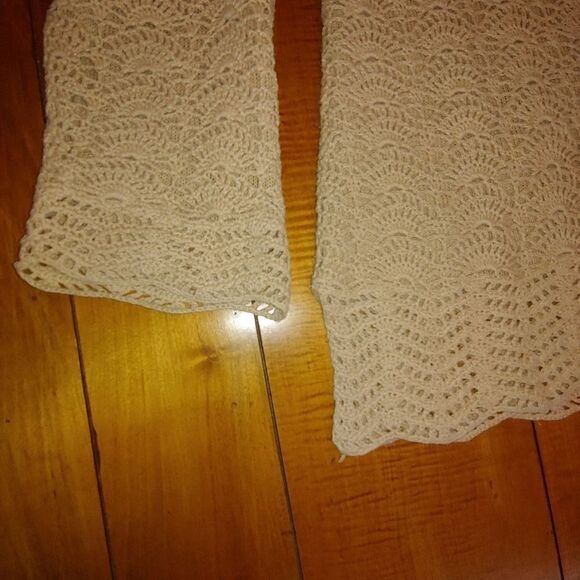 WILLOW RIDGE crocheted sweater, tan, very large - Picture 5 of 14